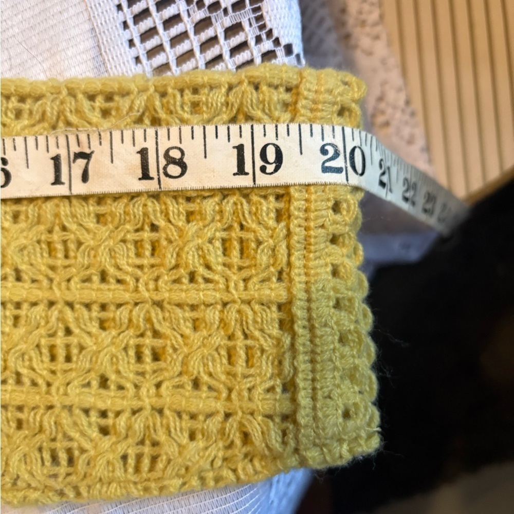 Vintage Yellow Women's Knit Sweater - Picture 9 of 9